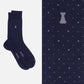 Nacht mit Pois Box mit 6 Socken - 3 x Amarant-Tupfen & 3 x Silber-Tupfen auf Blau